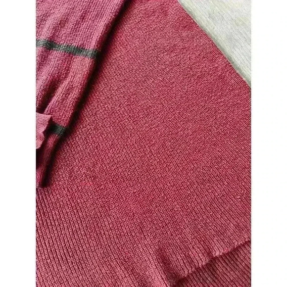 American Eagle Jegging Fit Sweater Sz Medium Mock Neck Raw Hem Burgundy - Picture 7 of 8